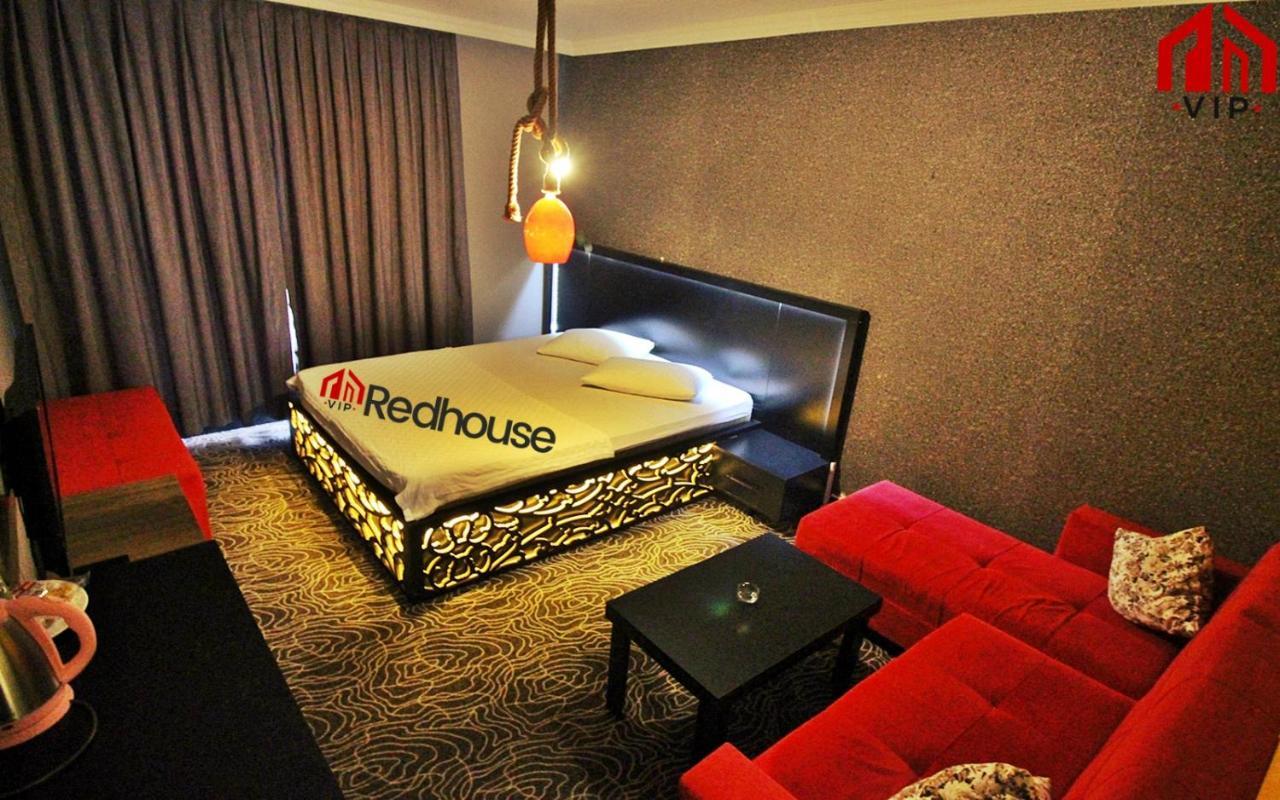 Red House Vip Apartmant Suites Истанбул Екстериор снимка