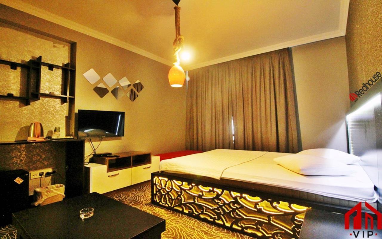 Red House Vip Apartmant Suites Истанбул Екстериор снимка