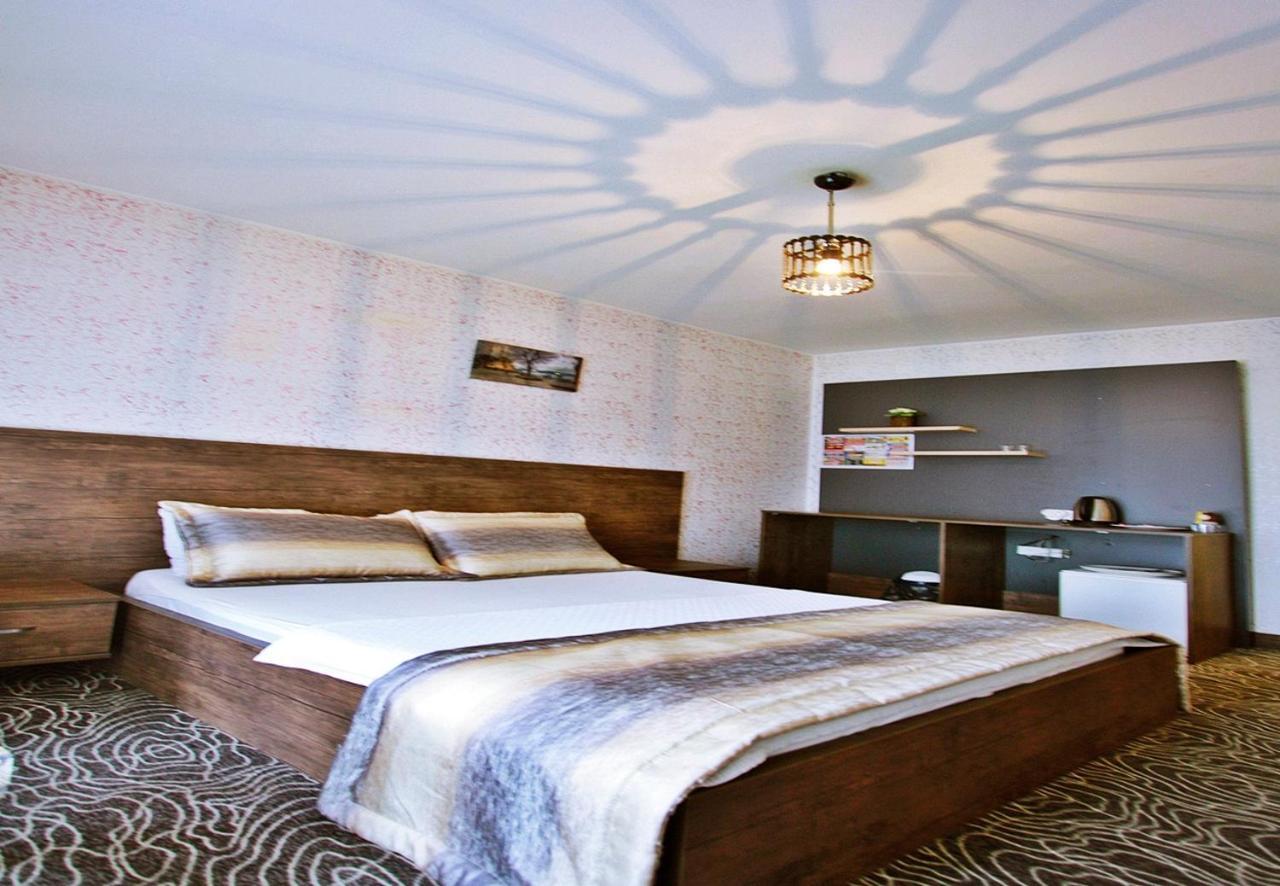 Red House Vip Apartmant Suites Истанбул Екстериор снимка