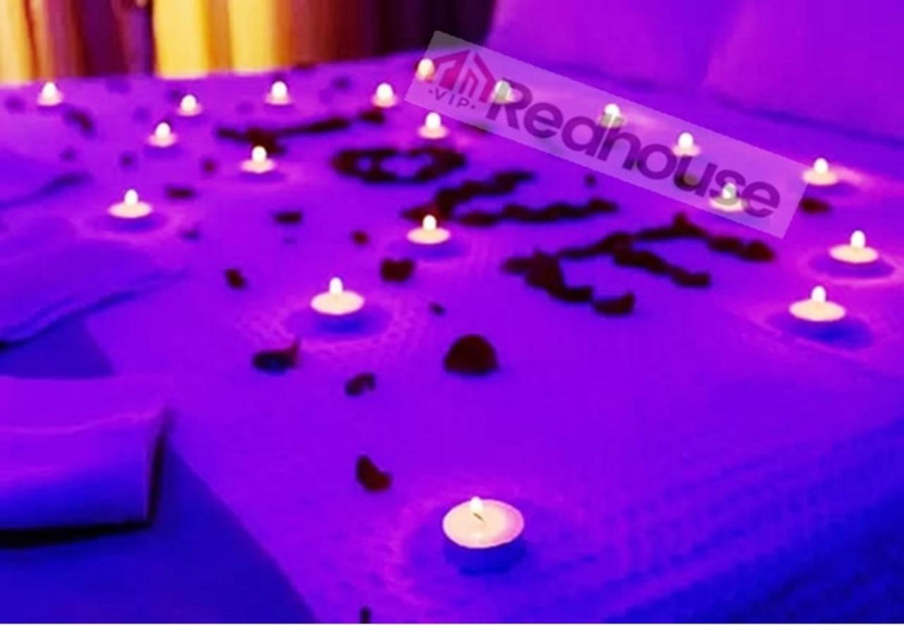 Red House Vip Apartmant Suites Истанбул Екстериор снимка